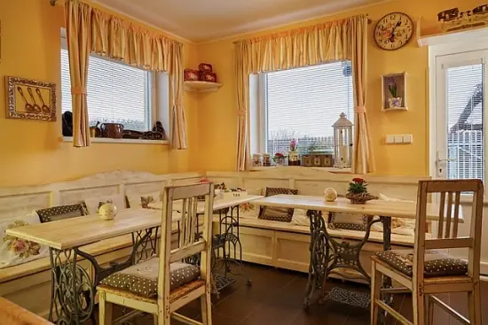 Příjemné posezení v Provensálském stylu v Cukrárně Mlsárnička